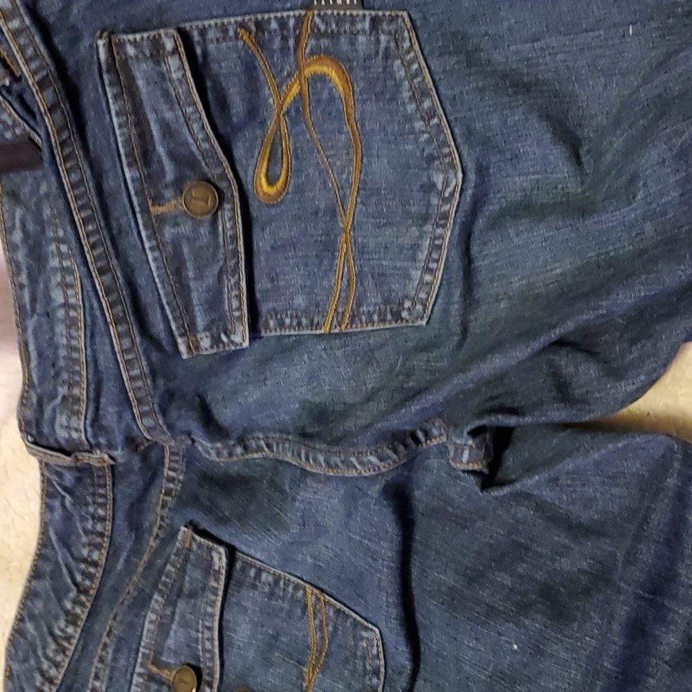 Women's jeans
